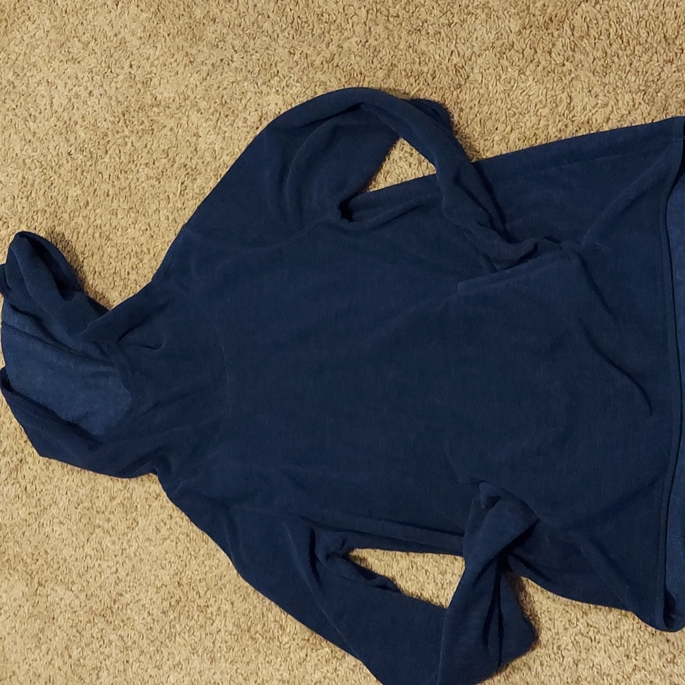 Old Navy fleece pull over Hoodia w/pockets, Medium